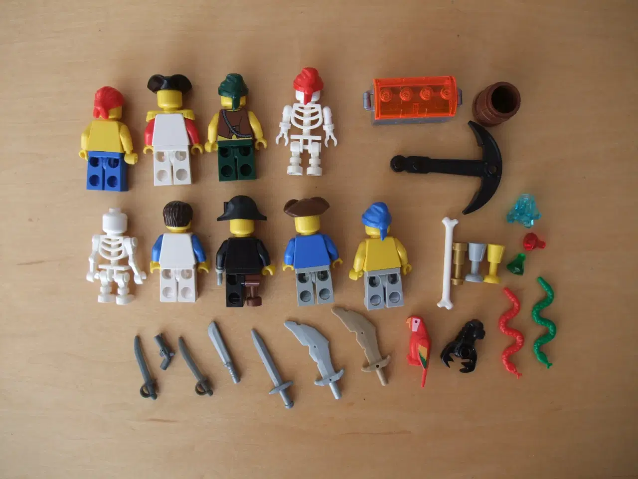 Billede 4 - Lego Pirates Figurer 