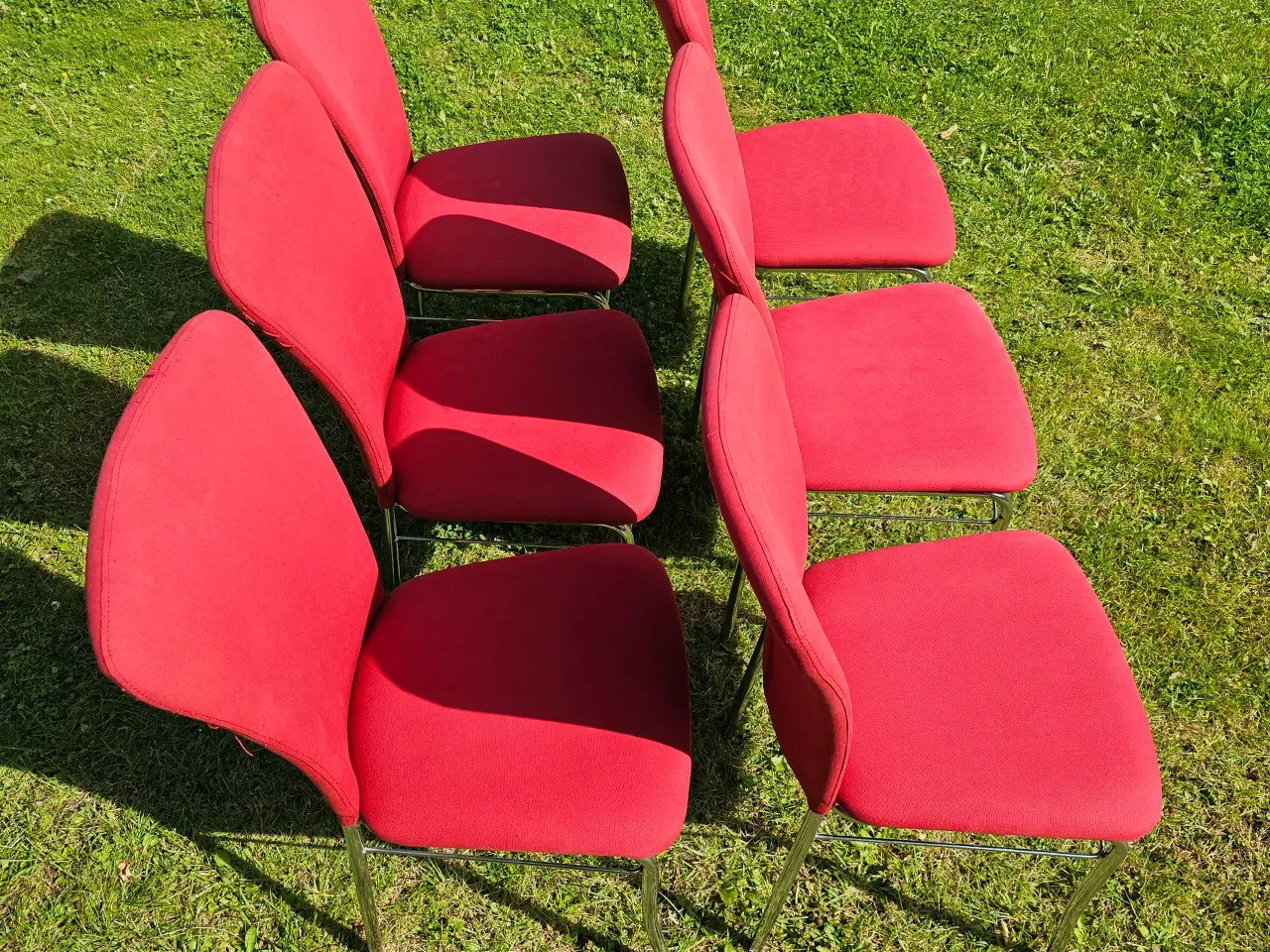 Billede 4 - 6 stk. Røde Stof Spisebordsstole – God Stand