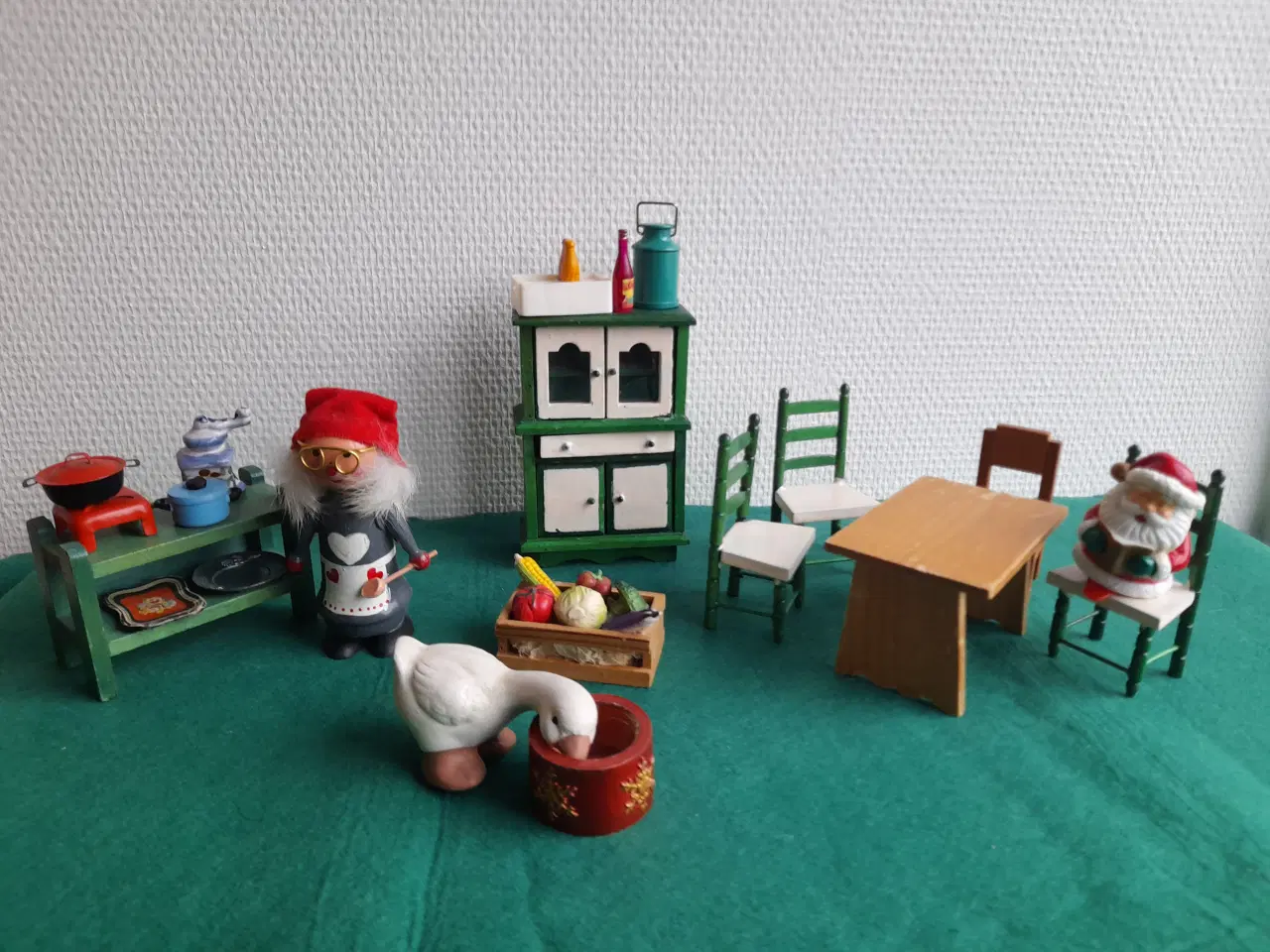 Billede 5 - Nissehus-møbler & interiør.