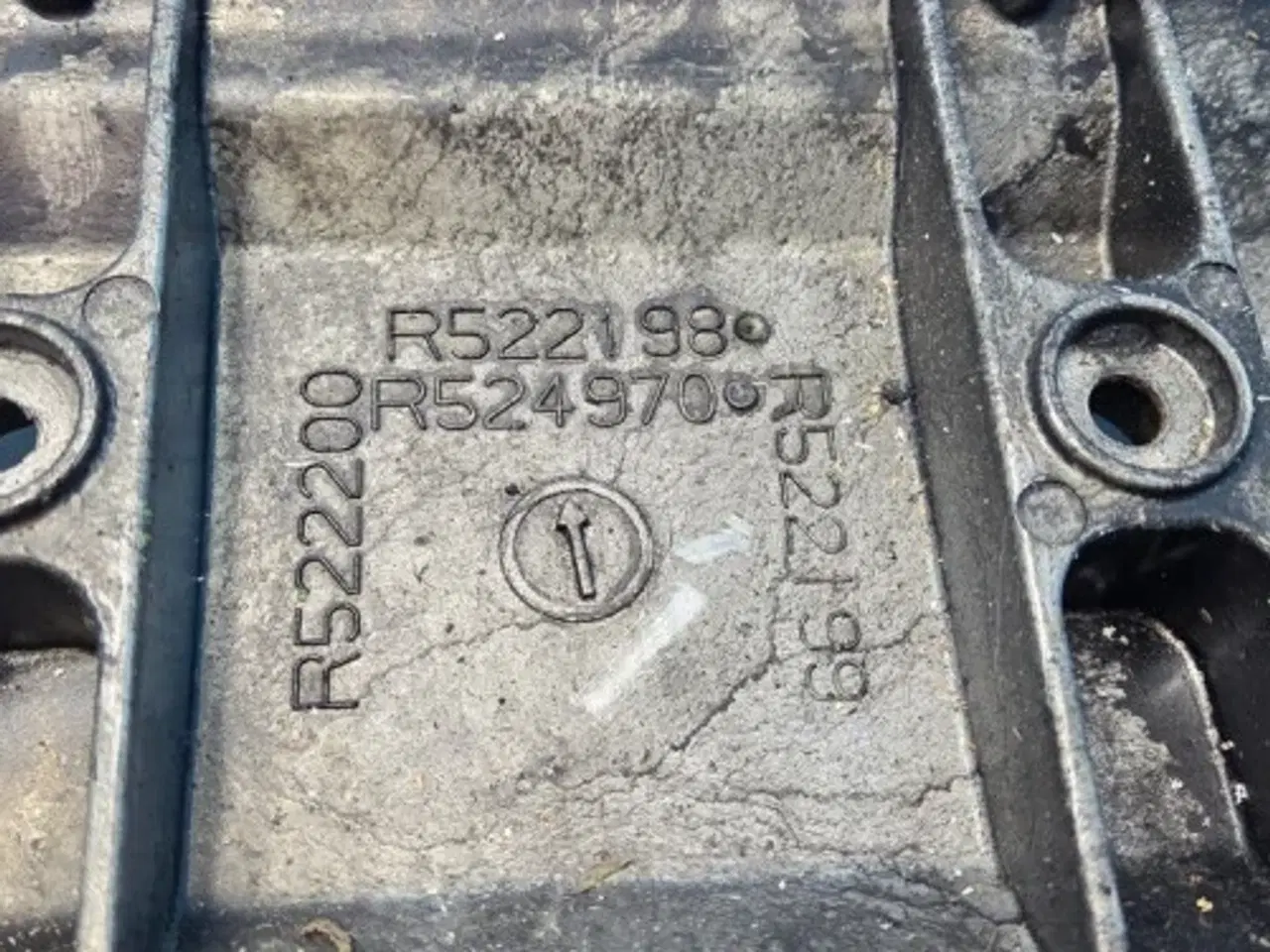 Billede 15 - John Deere  6068   Dæksel   R522200