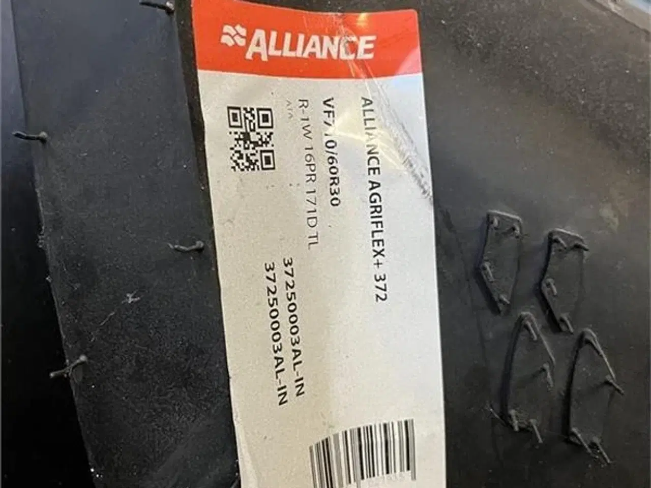 Billede 6 - Alliance 710/60 R30 VF dæk med fælge