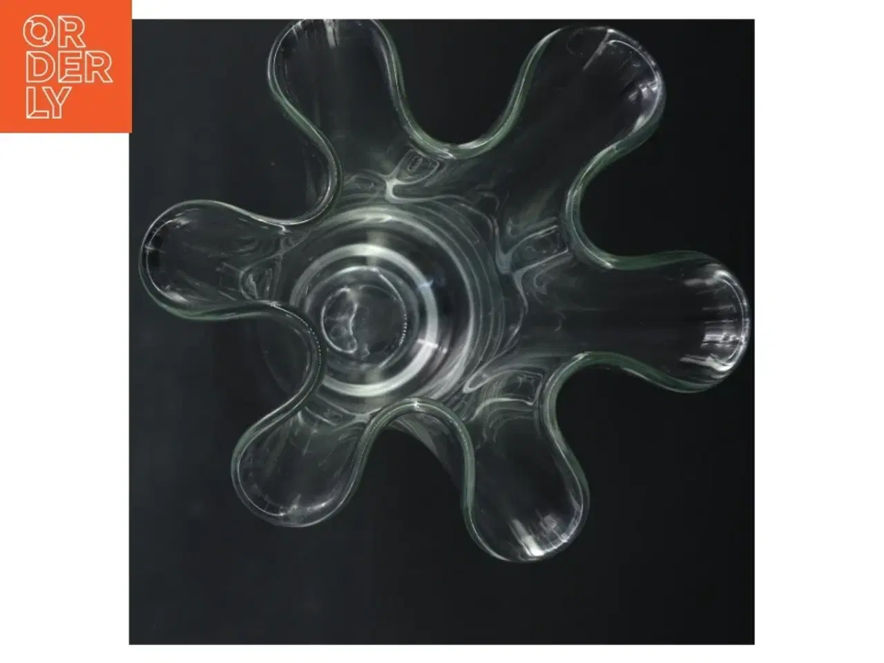 Billede 2 - Glasvase med bølget kant (str. 27 cm)