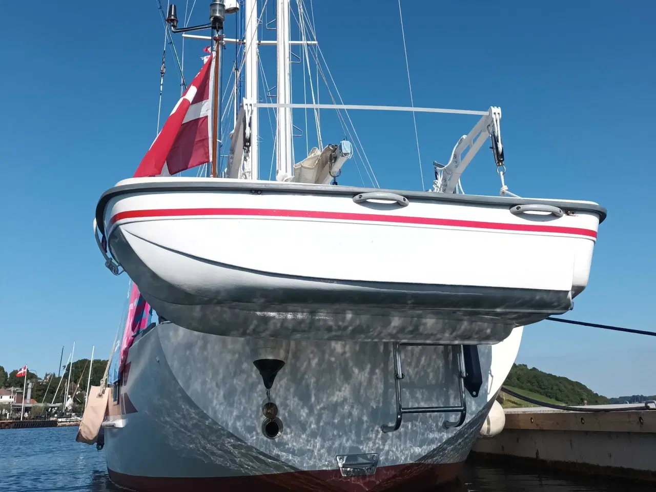 Billede 7 - Fed jolle med motor!