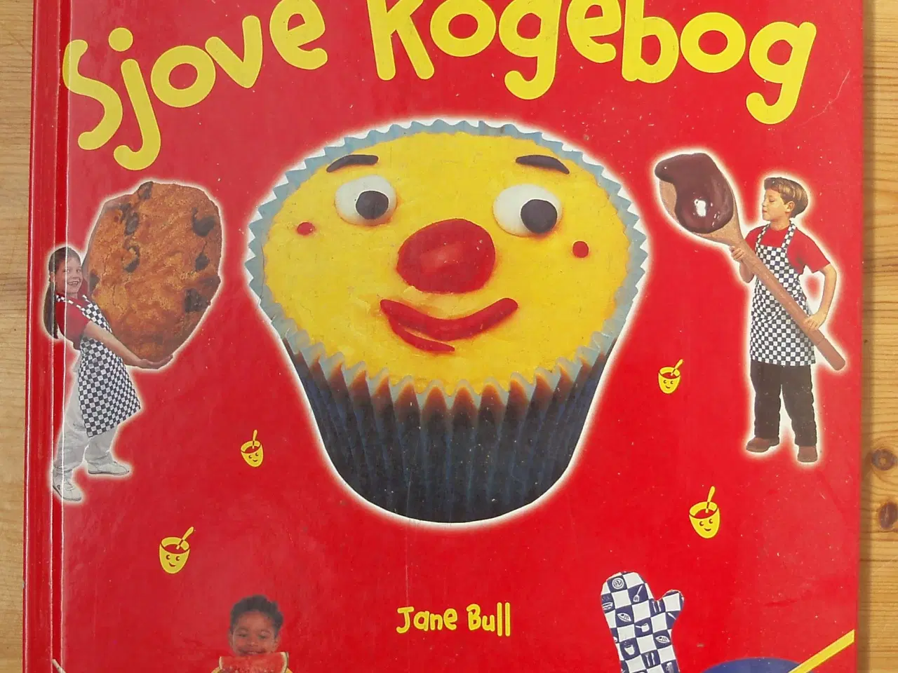 Billede 1 - Den sjove kogebog af Jane Bull
