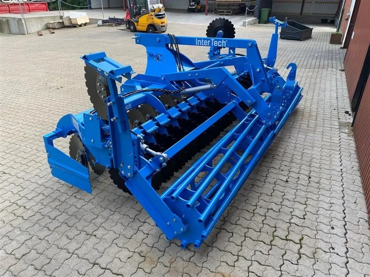 Billede 3 - Intertech Diskharve 4 meter fabriksny Med såmaskine lift