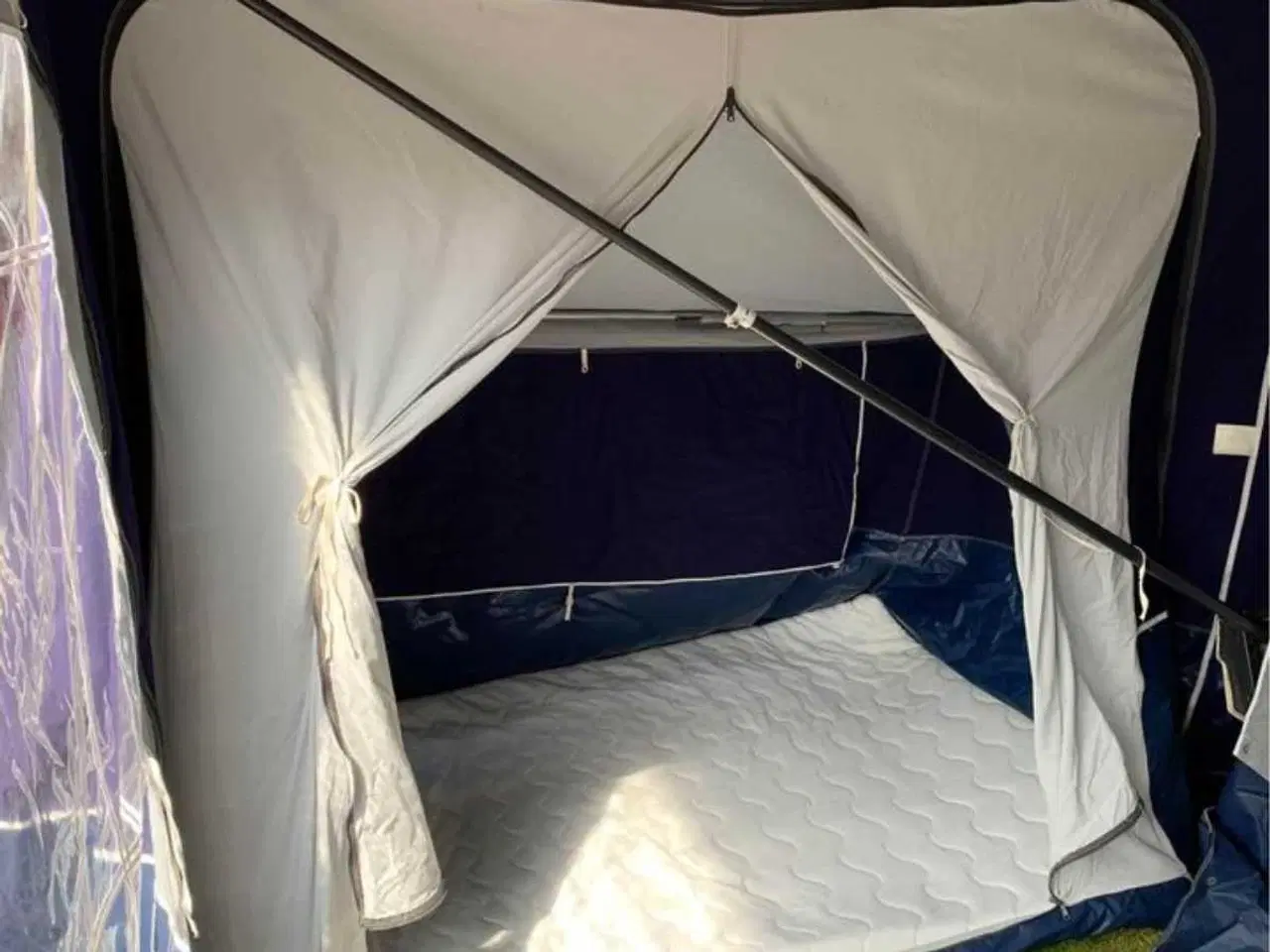 Billede 8 - Vi har fyldt lageret med campleter.