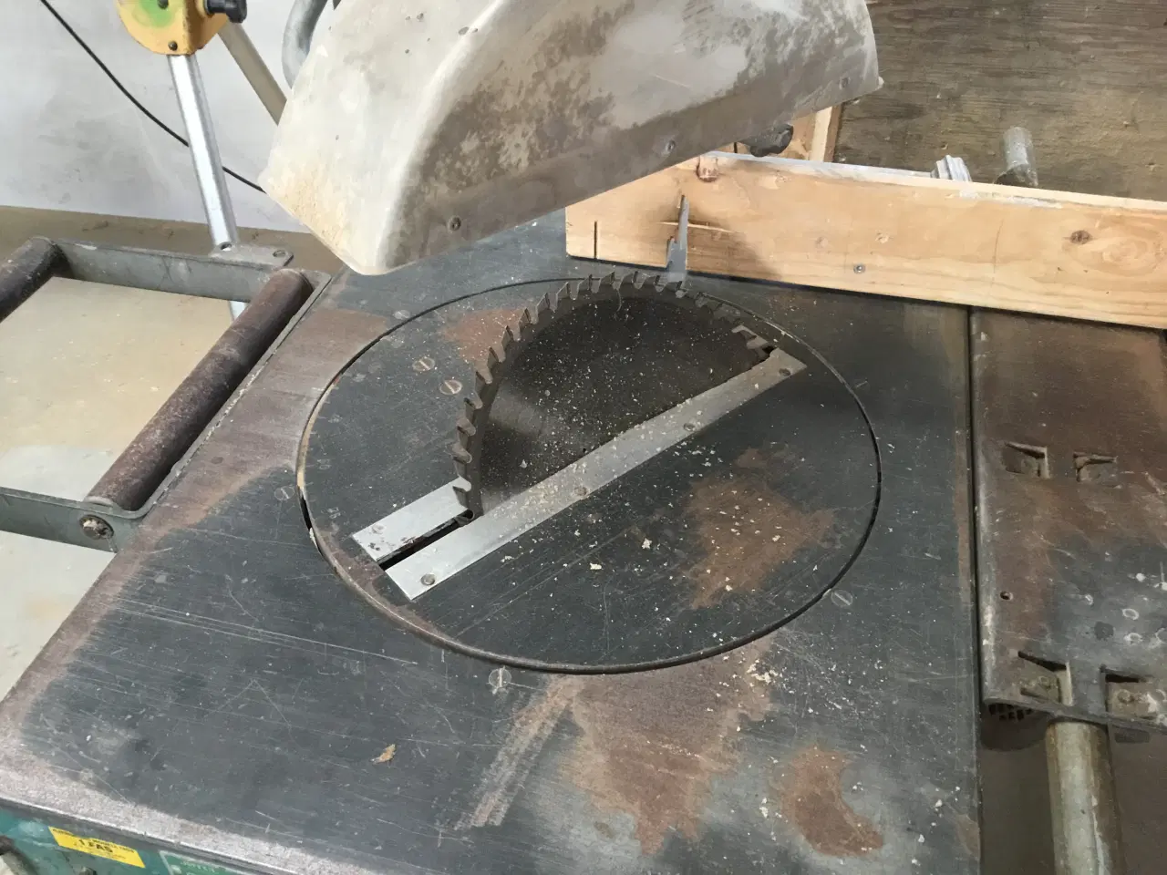 Billede 7 - Bygningsrundsav med lang land.