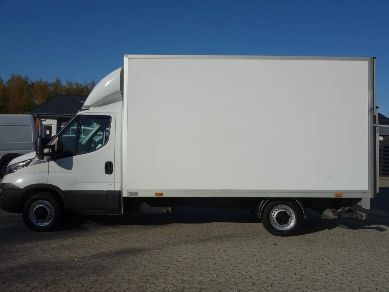 Billede 3 - Iveco Daily 2,3 35S16 Alukasse m/lift AG8