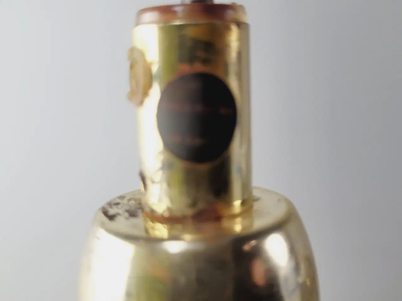 Billede 6 - 2 stk små pendler i messing med prismer