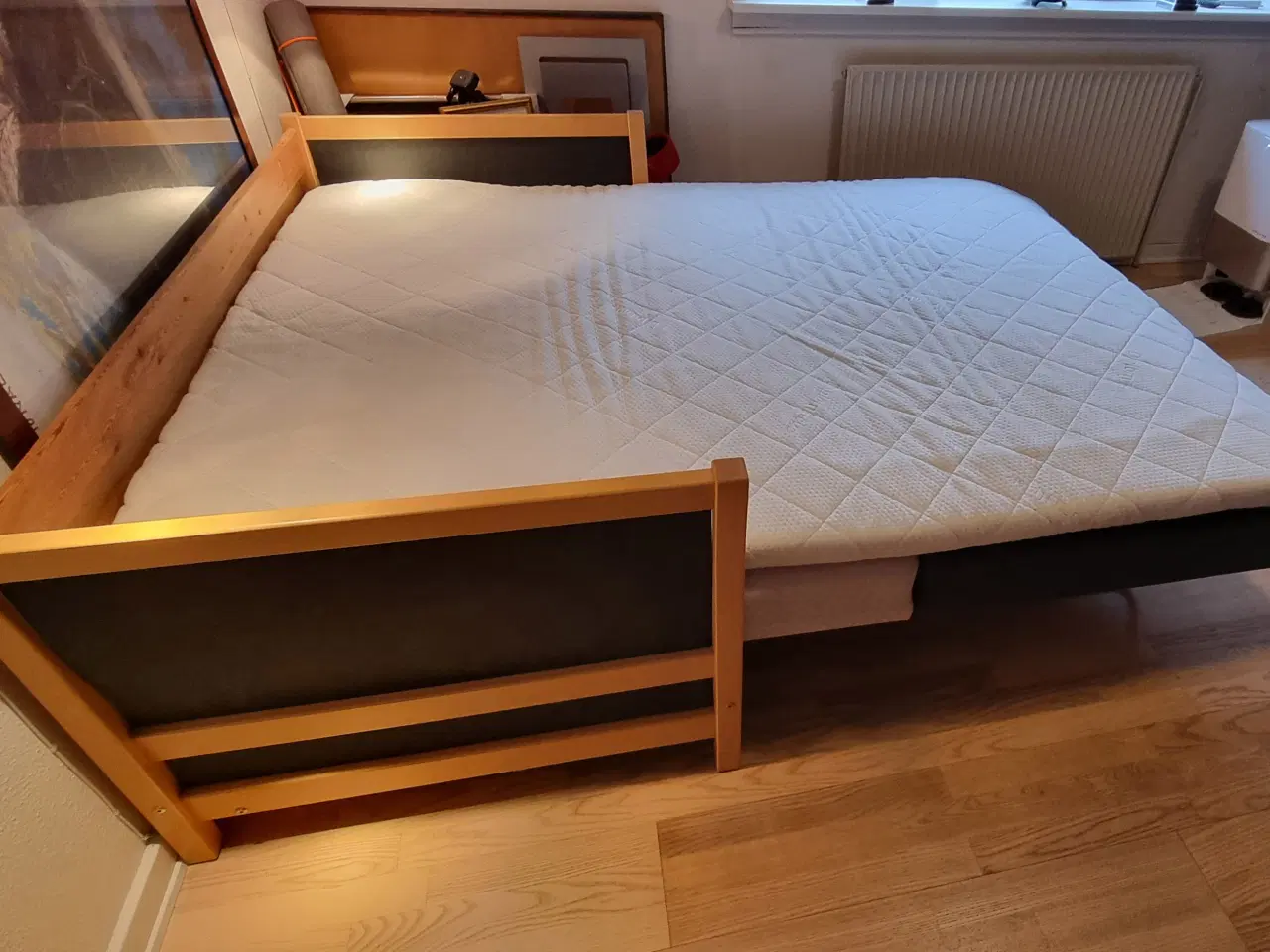 Billede 7 - Fin grøn sovesofa med lækker topmadras