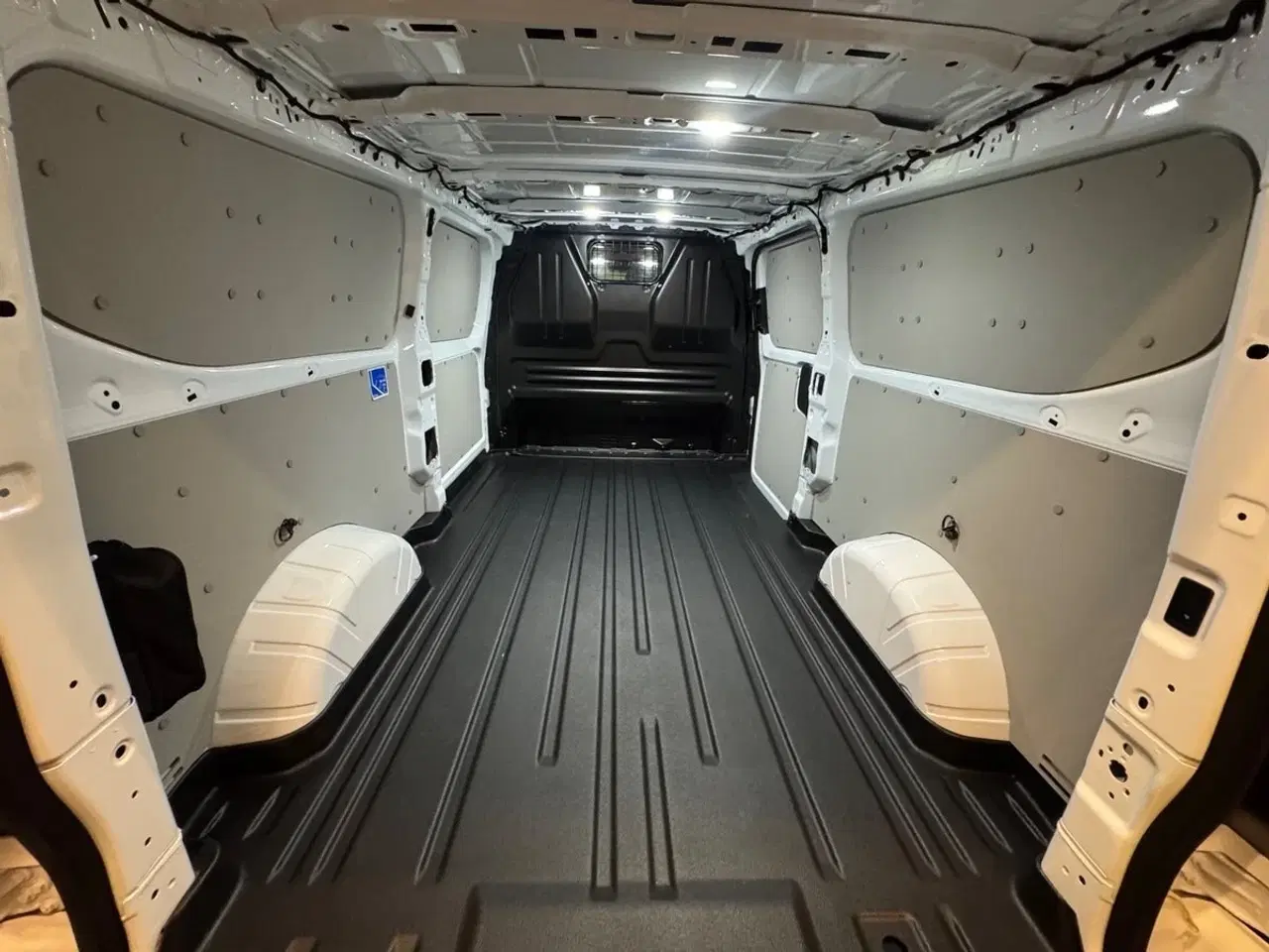 Billede 8 - Ford Transit Custom 320 L2 2,0 EcoBlue Limited aut.