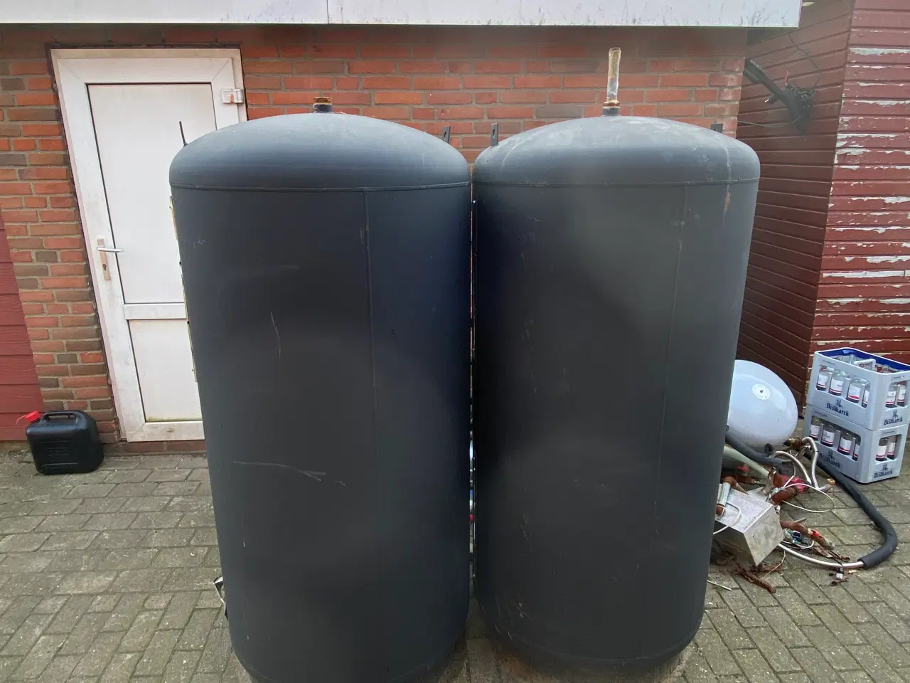 Billede 1 - Buffertanke 2stk. 800 liter med isolering