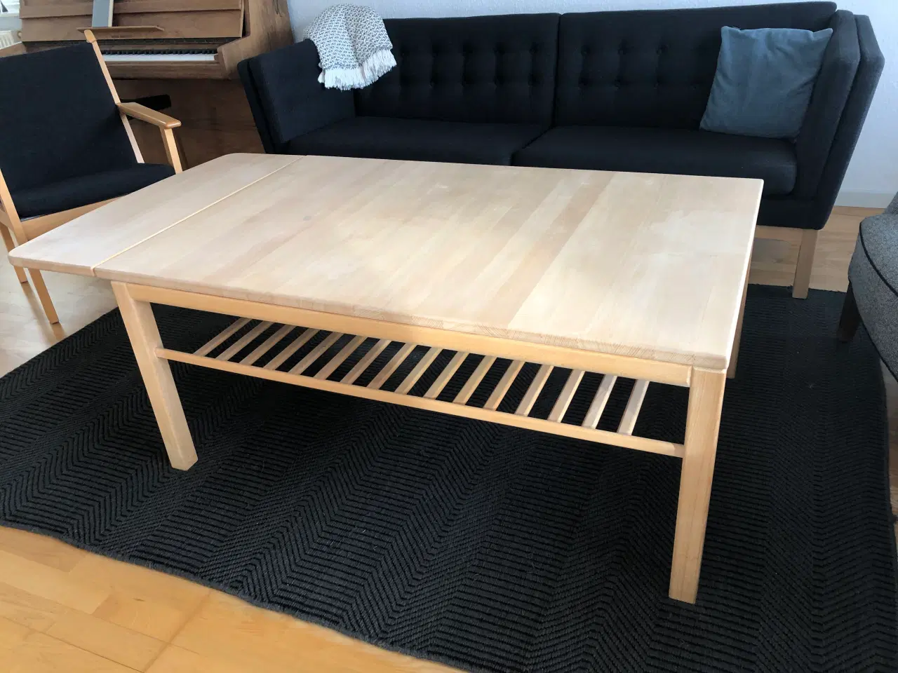 Billede 2 - Sofabord m hylde og klap