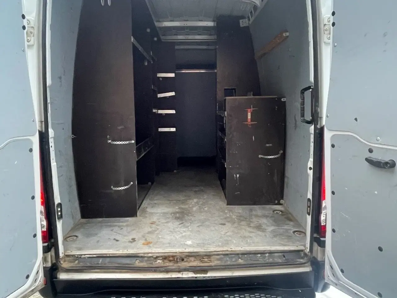 Billede 9 - Iveco Daily 3,0 35C17 12m³ Van AG8