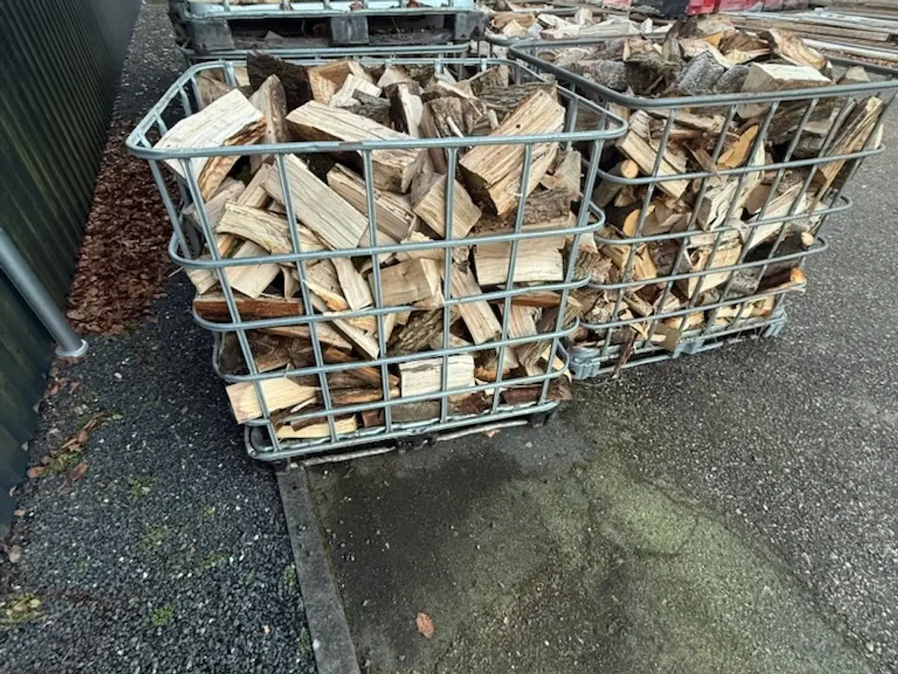 Billede 1 - Brændetårn - perfekt til brændeovnen