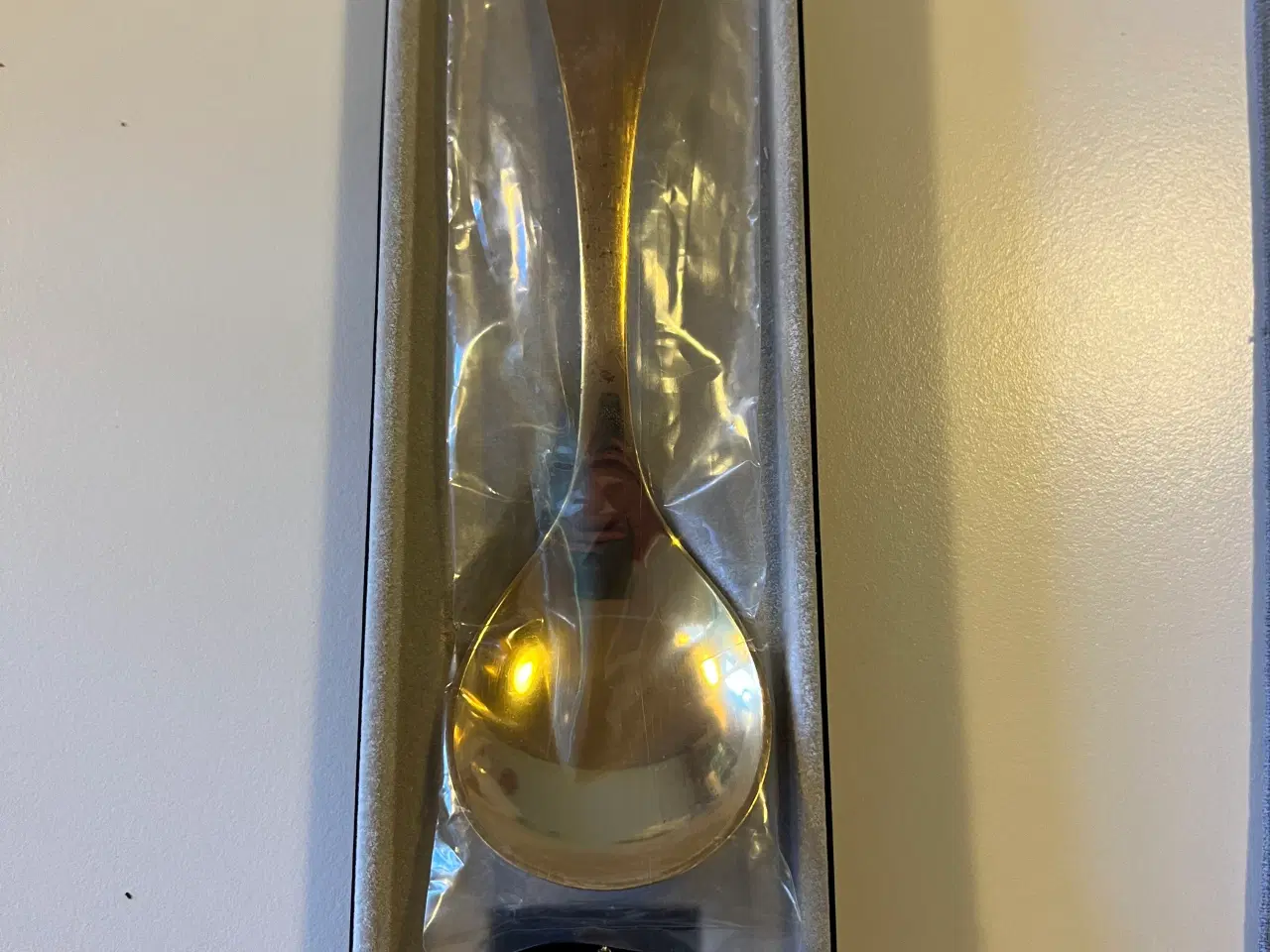 Billede 2 - Georg Jensen 1978 årsske - guld