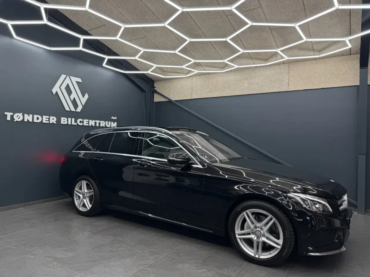 Billede 3 - Mercedes C220 d 2,2 AMG Line stc. aut.