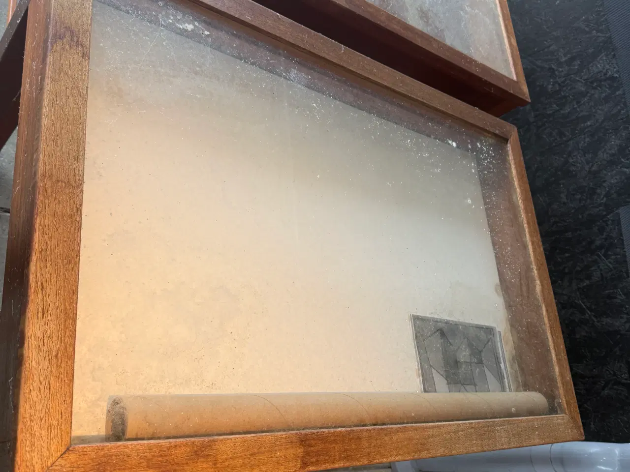 Billede 4 - Antik, træbord, glas montre, unika, vintage