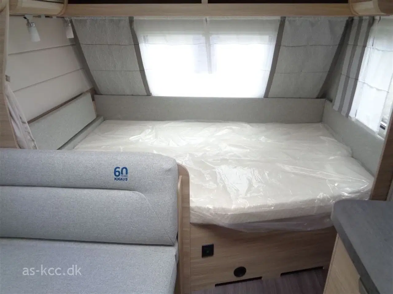 Billede 9 - 2023 - Knaus Südwind 500 QDK "60 Years Celebration"   Knaus Südwind 500 QDK  Dobbeltseng og Køjer