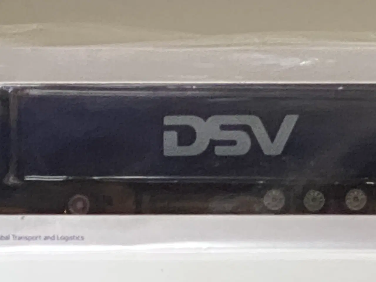 Billede 1 - DSV blå lastvogn, Scale 1:87, original, kr. 200,-