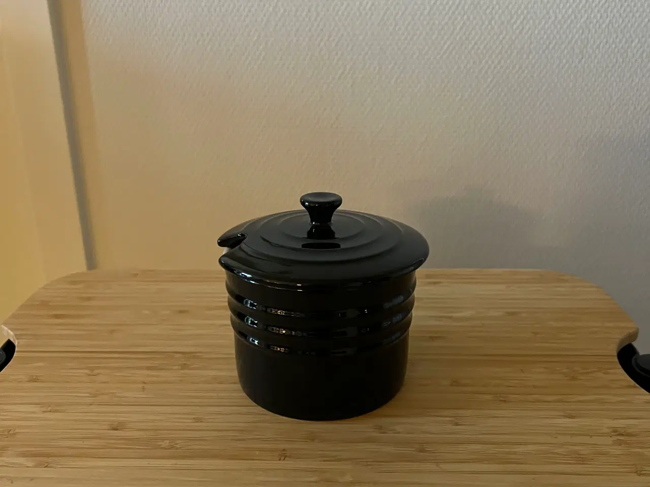 Billede 2 - Le Creuset saltkar sort