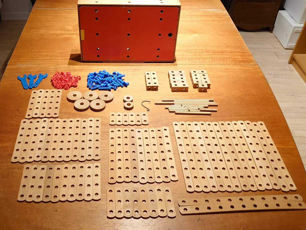 Billede 1 - BILOfix byggesæt med orig. kasse. 1960´erne.