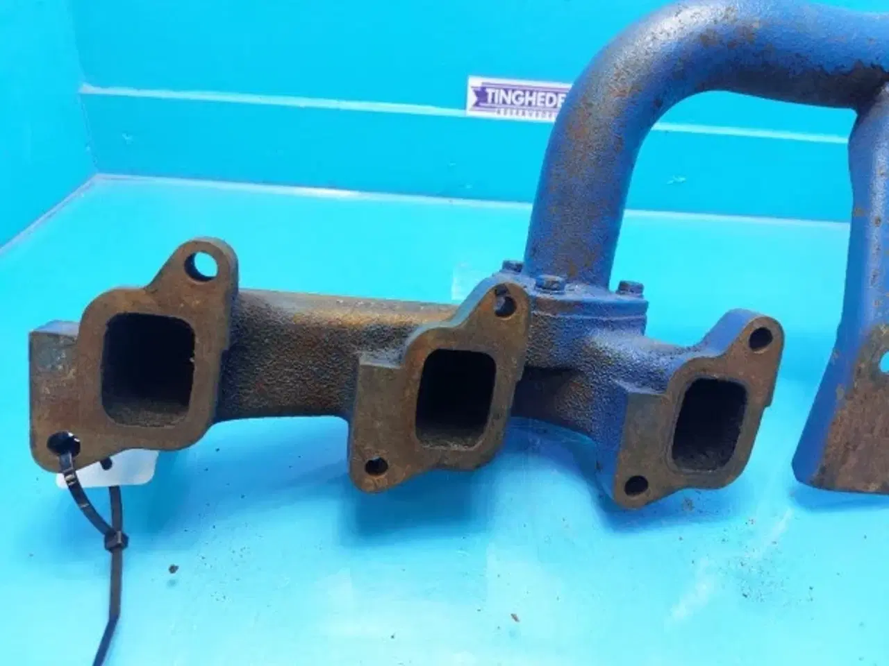 Billede 7 - Ford 4000 Manifold D3NN9430A 