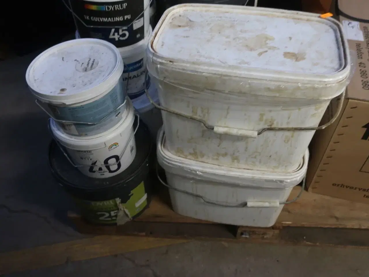 Billede 4 - Åbne maling, spande værktøj m.m.