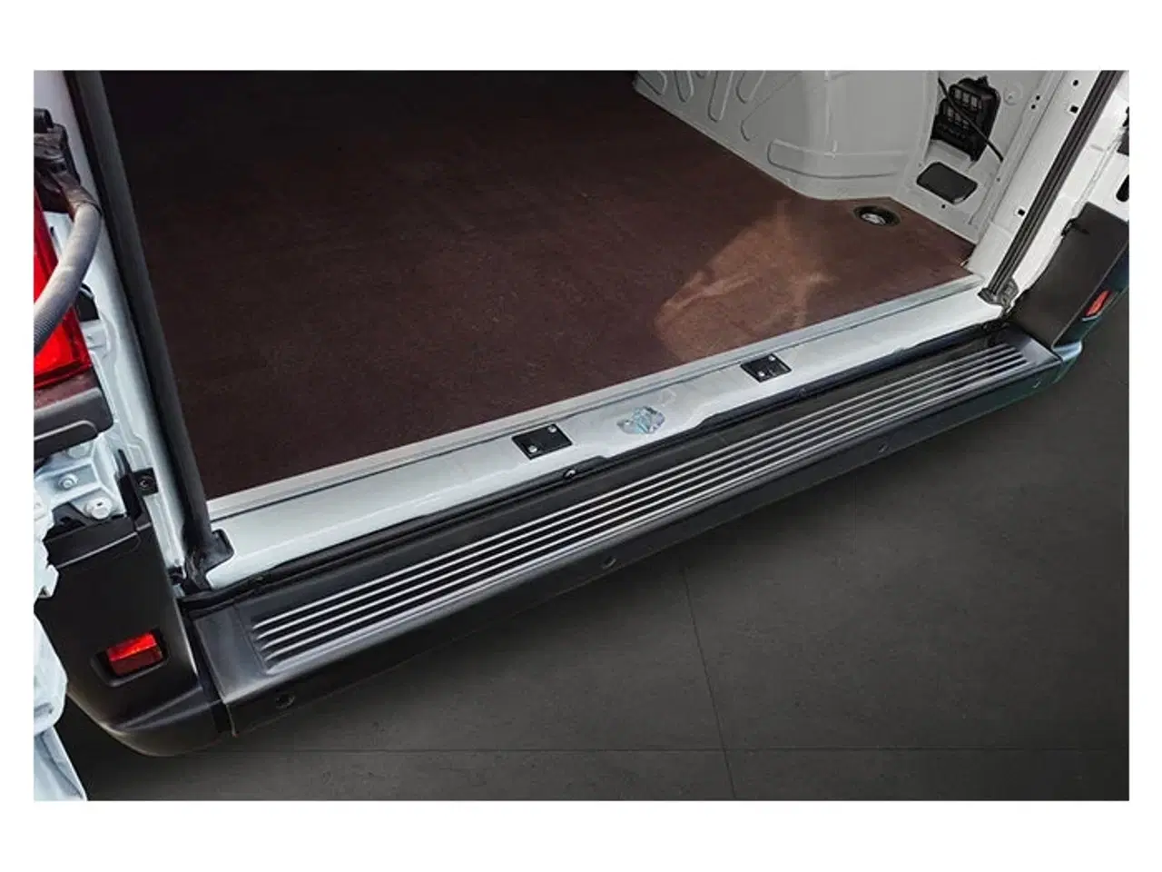 Billede 1 - Læssekantbeskytter Ducato,Movano,Proace Max 2023- Sort