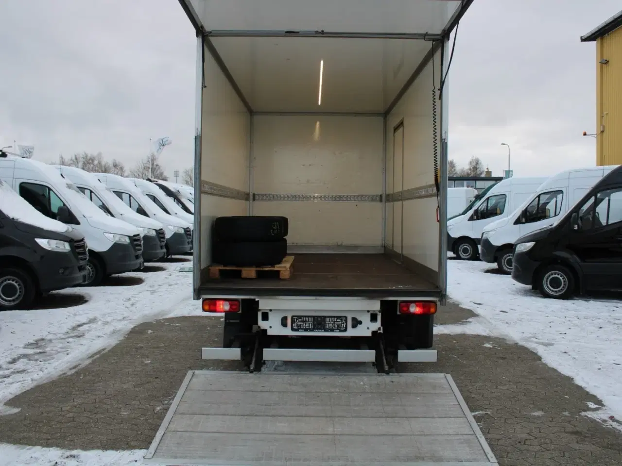 Billede 12 - VW Crafter 35 2,0 TDi 140 Alukasse m/lift