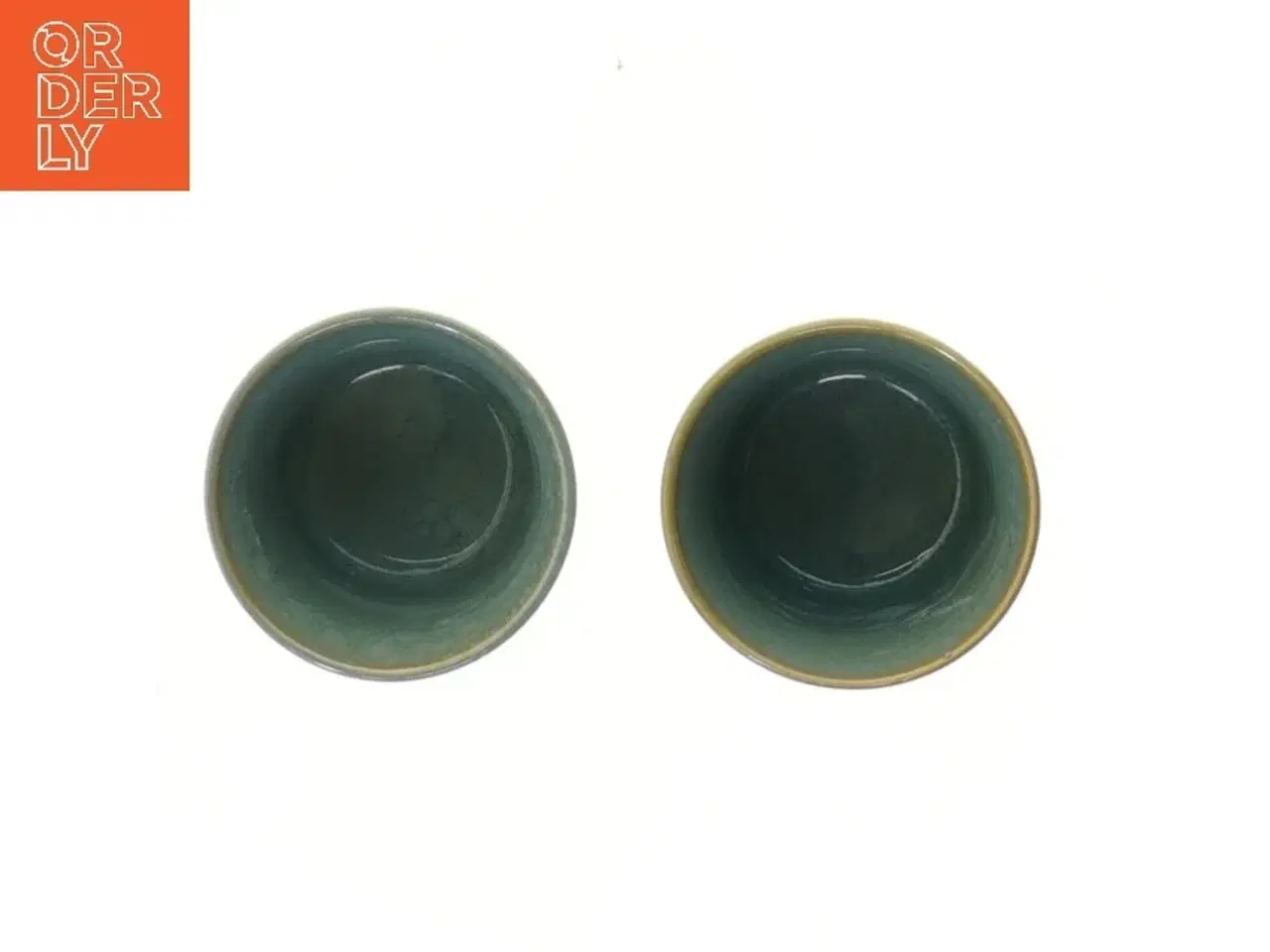 Billede 2 - Grønne keramiske potter, 2 stk. (str. 2 stk Ø 7 cm længden6 cm)