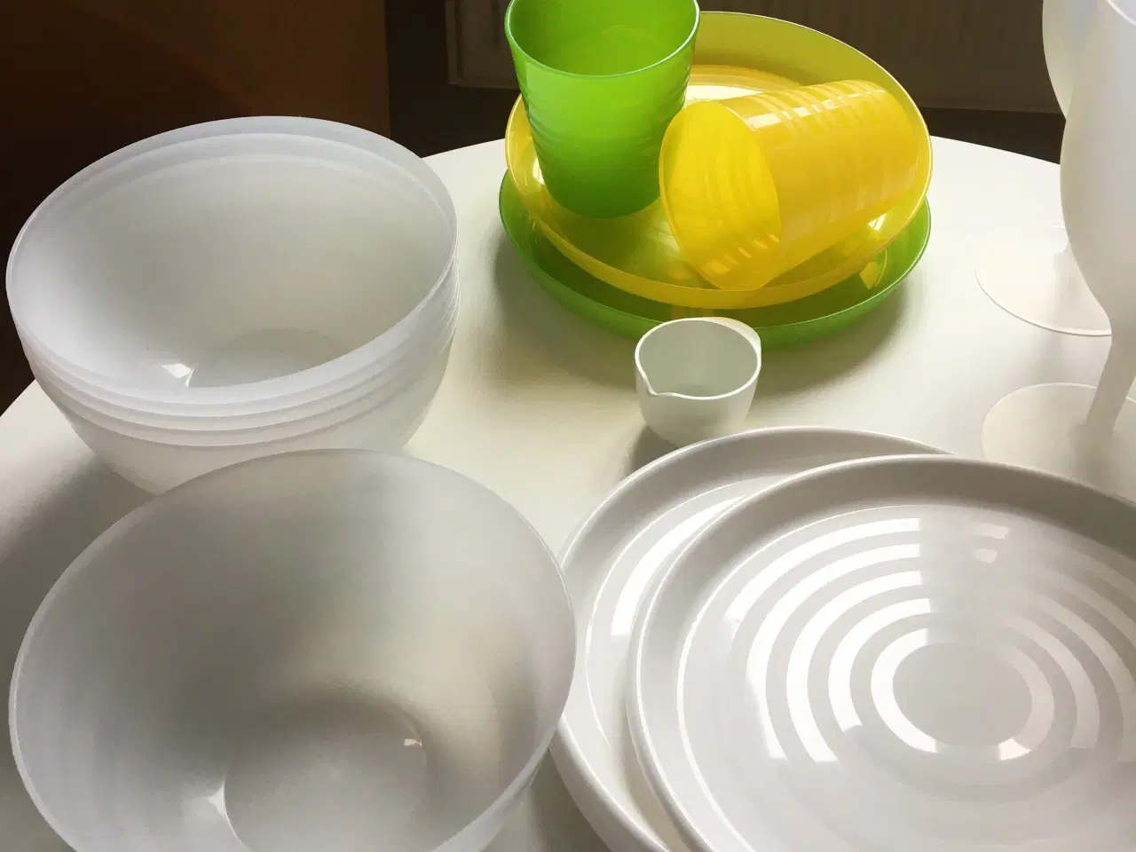 Billede 2 - Nye plastvarer til brug på skovtur, strandtur mm