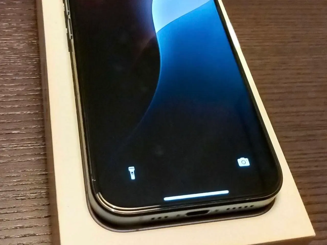 Billede 2 - iPhone 15 Pro 128 GB – Som ny – 100 % batteri