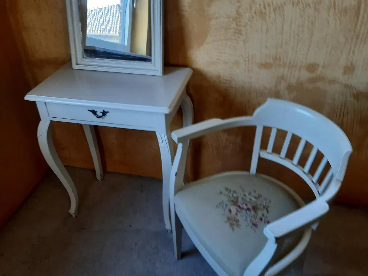 Billede 2 - Entre-/toiletbordssæt