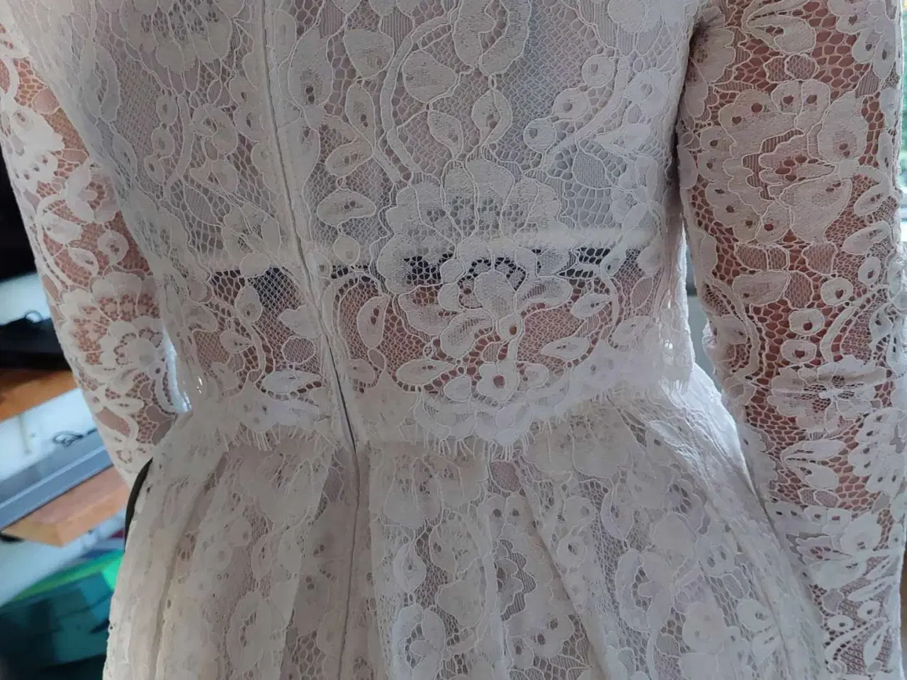 Billede 1 - Ny brudekjole med ærmer str.40 fra asos bridal.