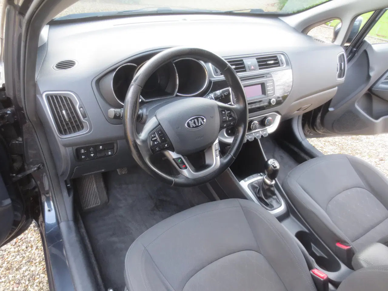 Billede 18 - Kia Rio 1.4 i Årg 2015 Nysynet.