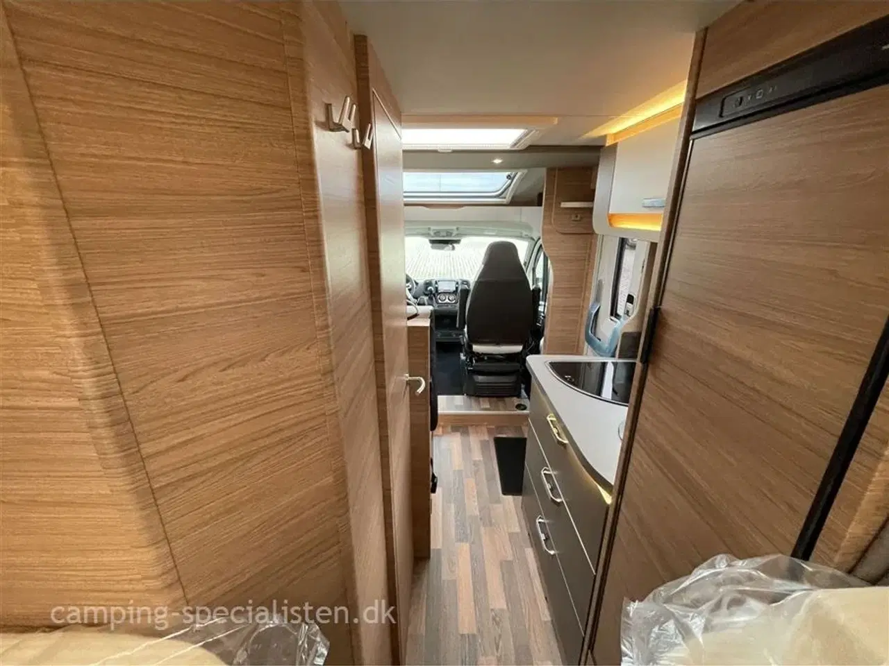 Billede 10 - 2026 - Weinsberg Pepper Edition 600 MEG   Weinsberg CaraCompact 600 MEG Pepper Edition 2026 - Se den nu hos Camping-Specialisten.dk