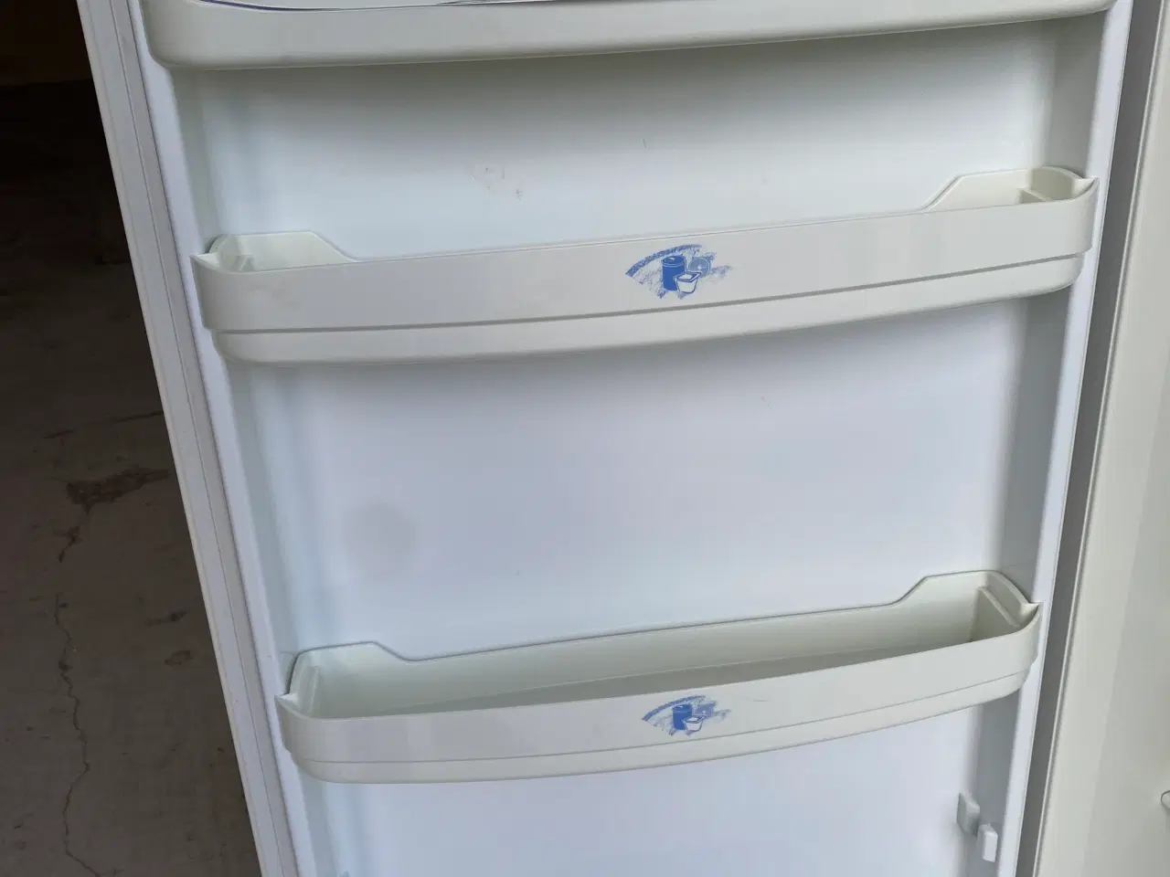 Billede 3 - Whirlpool Køleskab, 140cm høj uden fryseboks