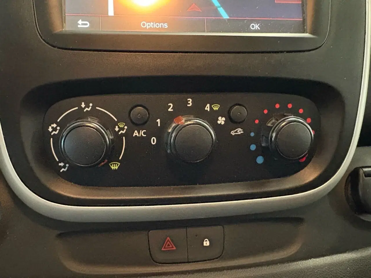 Billede 10 - Renault Trafic T29 L2H1 1,6 DCI 120HK Van 6g