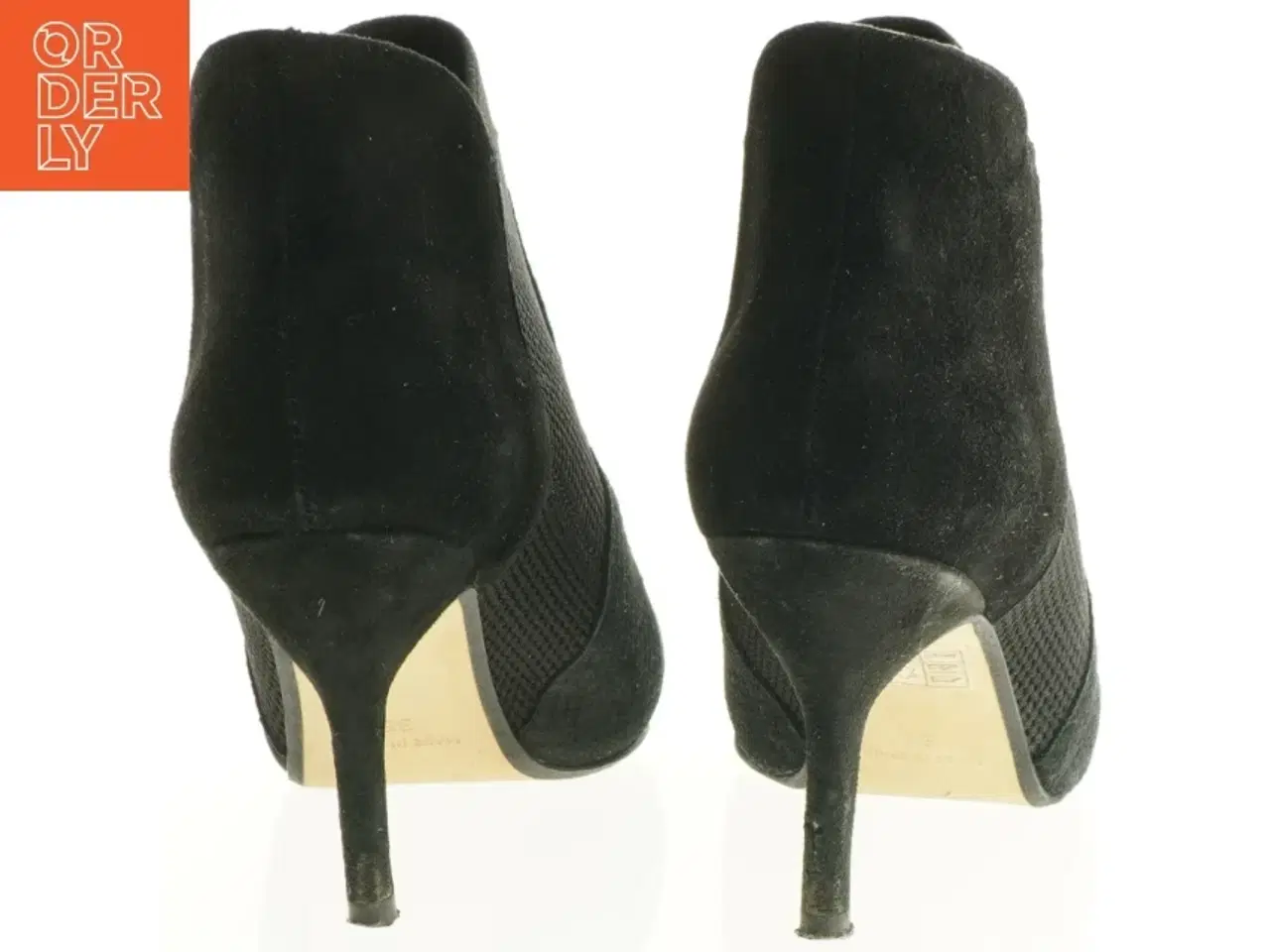 Billede 3 - Sorte stilethæle fra Gardenia (str. 38)