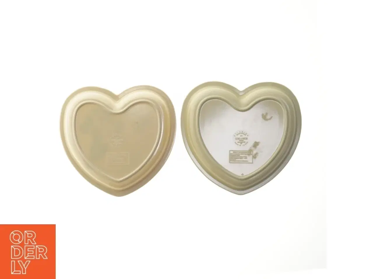 Billede 2 - Hjerteformede fade med Skønheden og Udyret motiv fra Disney (str. 21 cm)