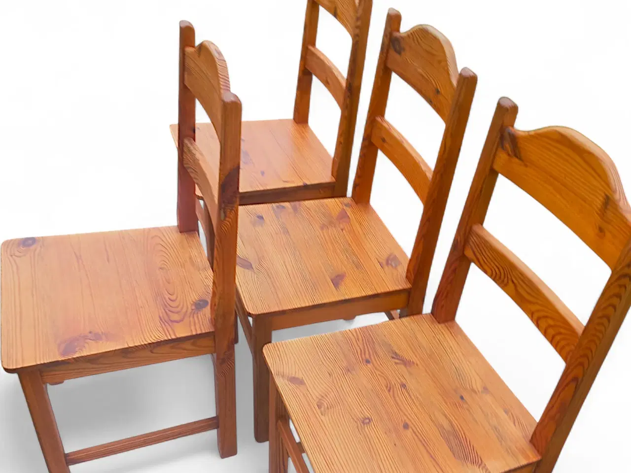 Billede 2 - Sæt med 4 vintage fyrretræsstole – 1970’erne