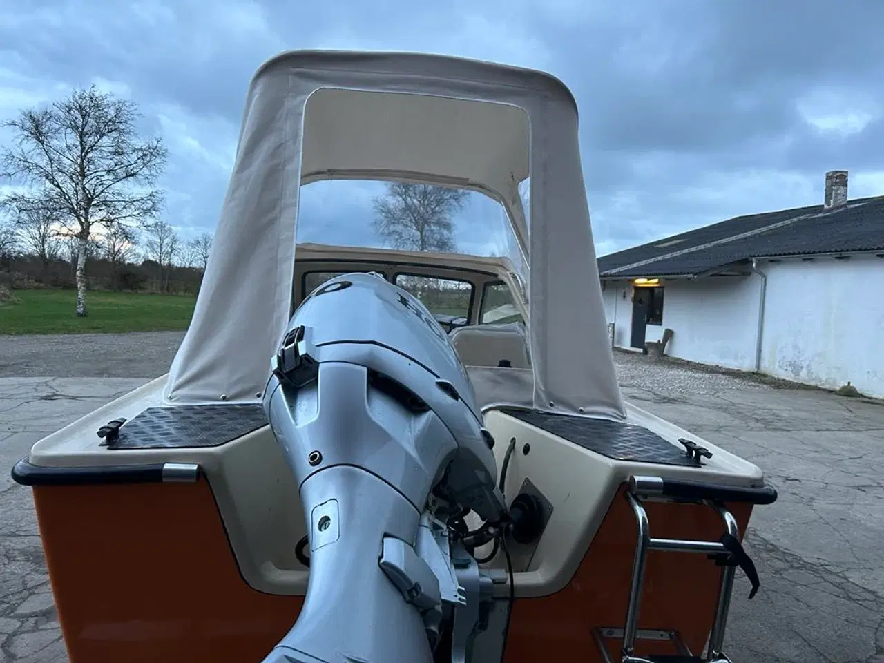 Billede 1 - Kabinebåd med bådtrailer.