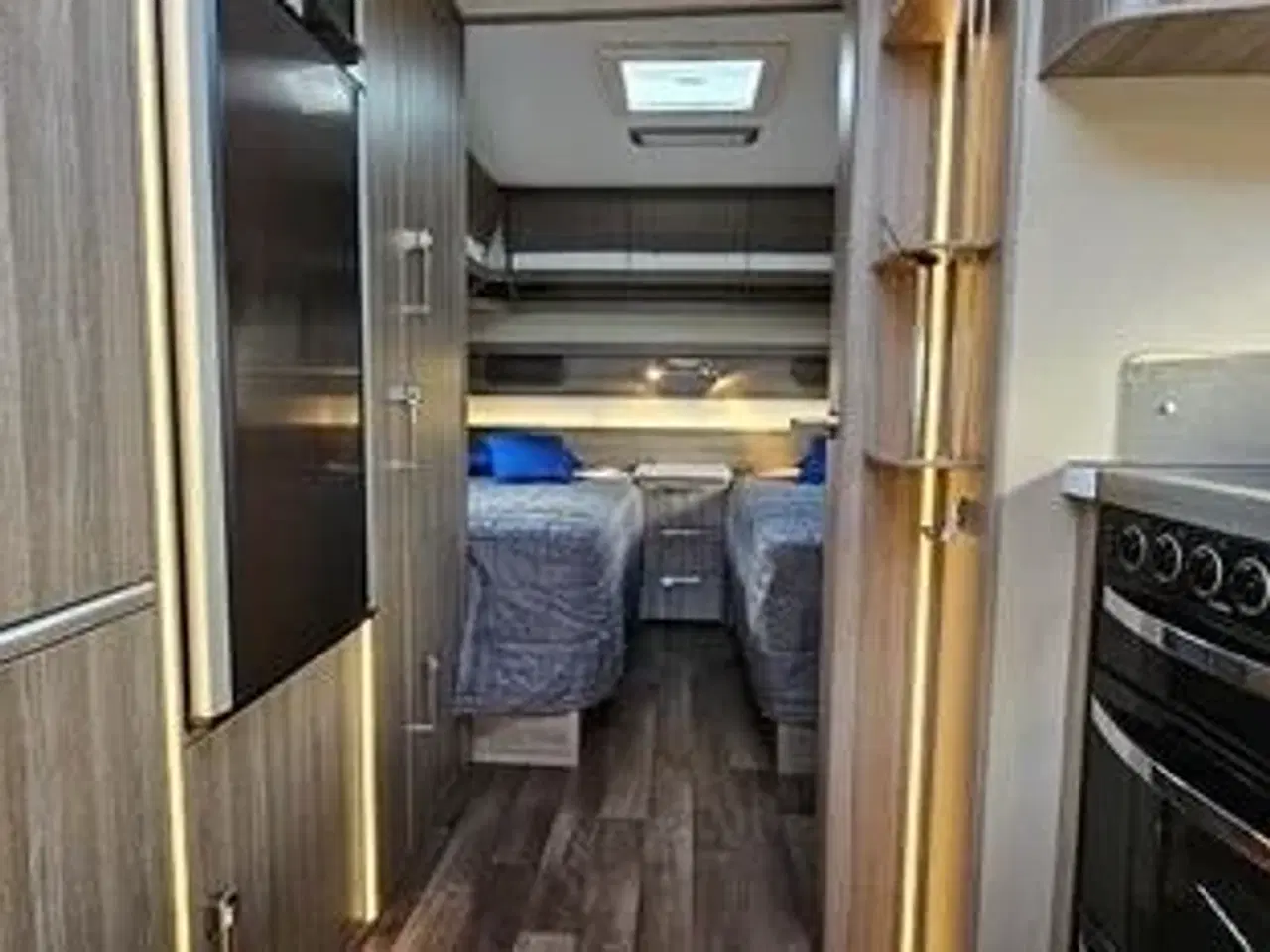 Billede 13 - Kabe Royal 600 GLE KS