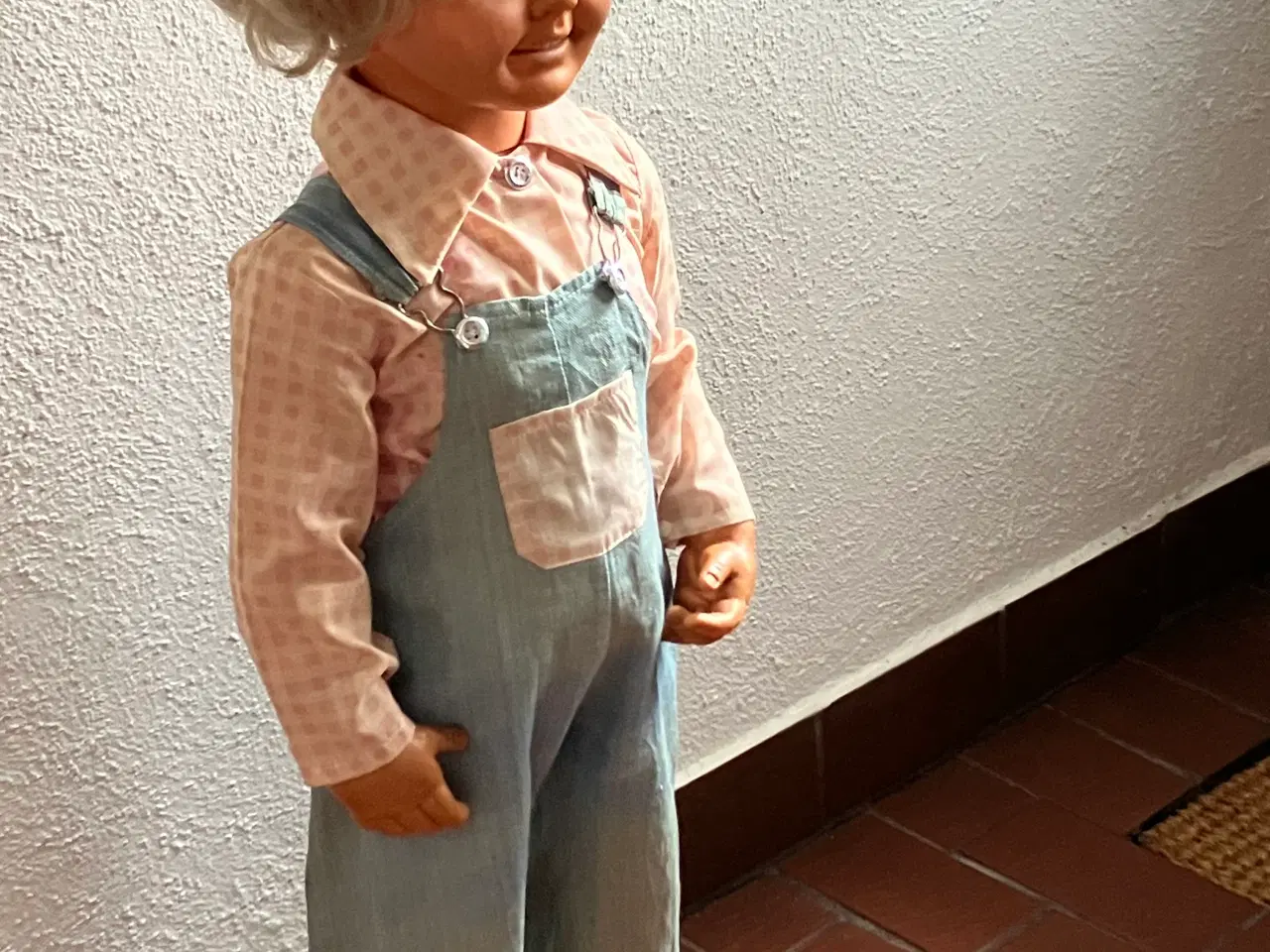 Billede 1 - Gammel stor dukke