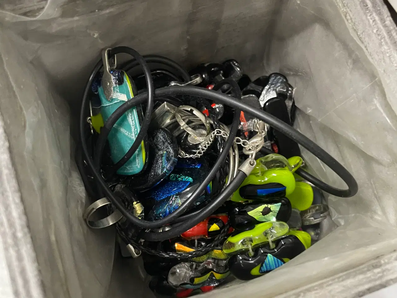 Billede 5 - Glaskunst større parti.