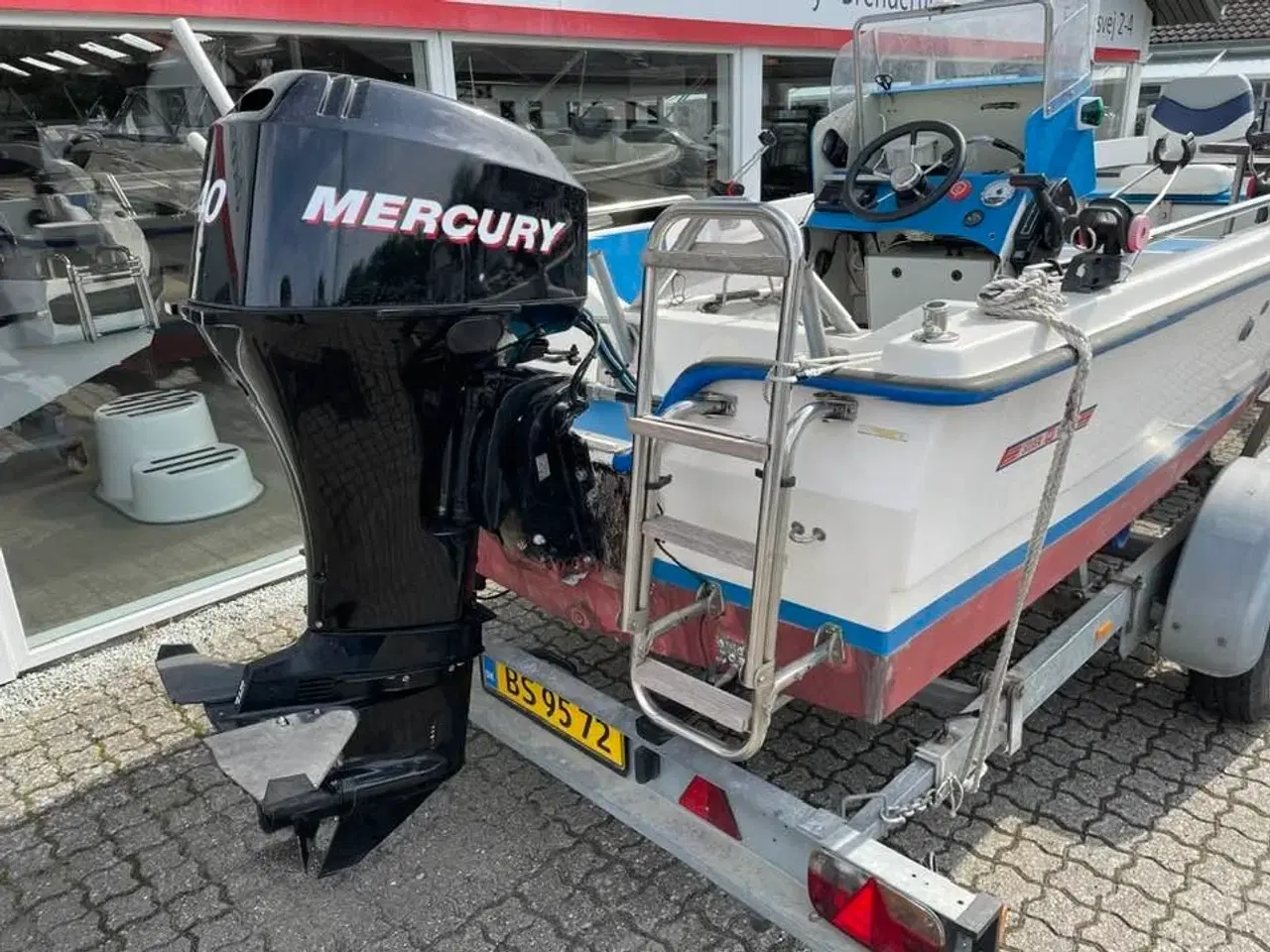 Billede 3 - 16 fod styrepultsbåd med 40 hk Mercury-EFI 4 takt