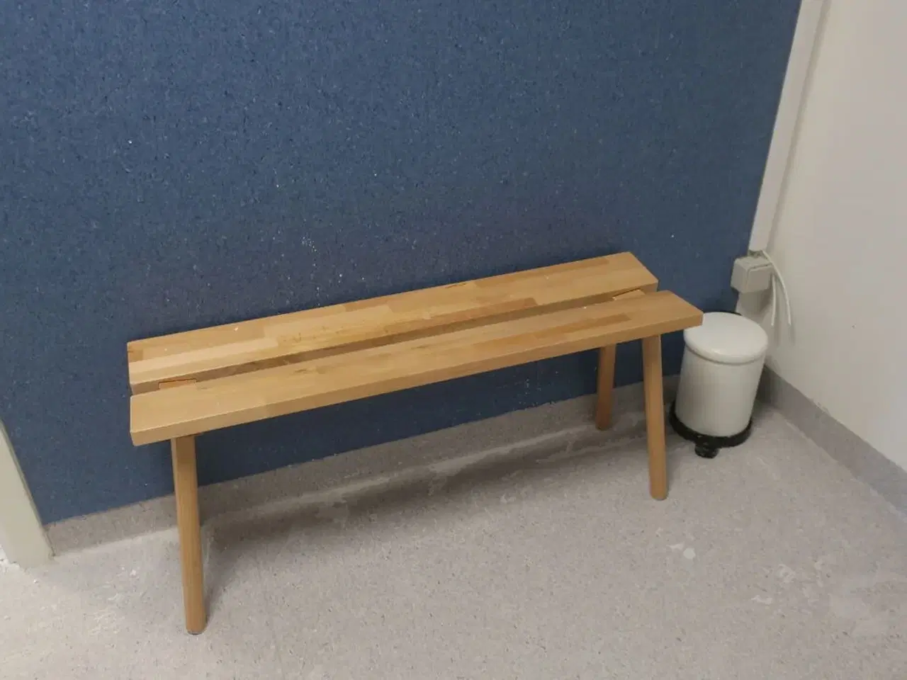 Billede 2 - Skammel / skraldespand / planter m.m.