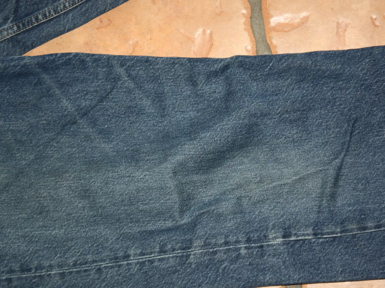 Billede 3 - blå jeans fra Gina Tricot str. 40