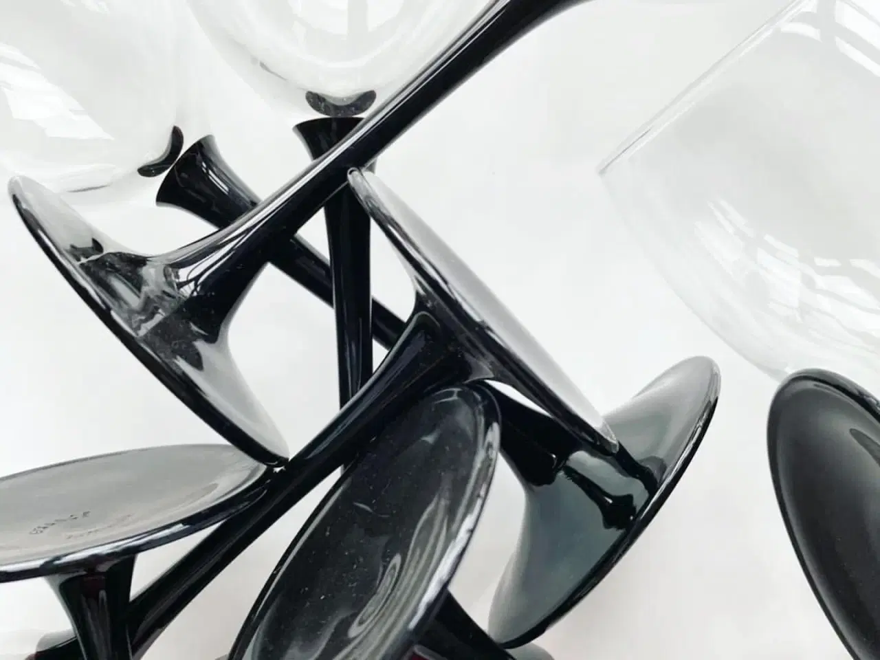 Billede 6 - Luminarc vinglas m sort stilk, 20 cm, pr stk